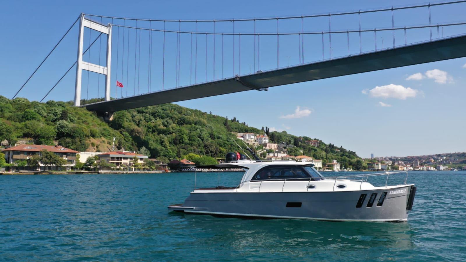 Bosphorus Yacht